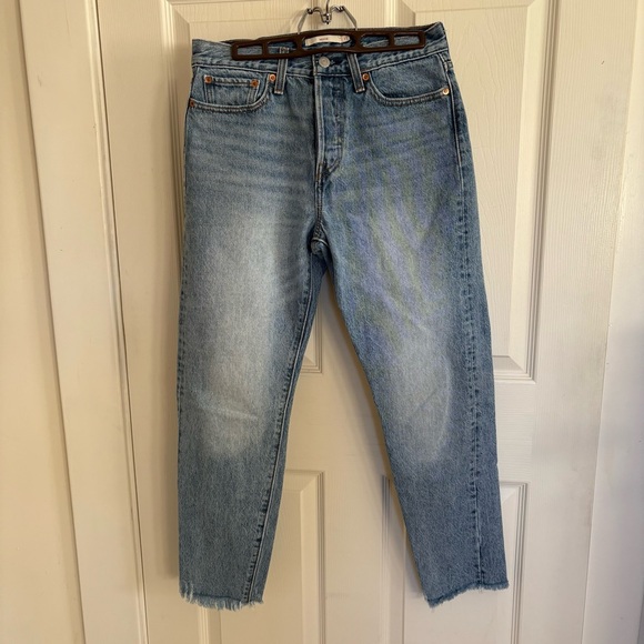 Levi’s Wedgie Jeans - Picture 2 of 8